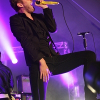 Kids In Glass Houses