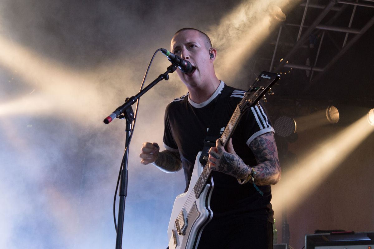 SLAVES 7